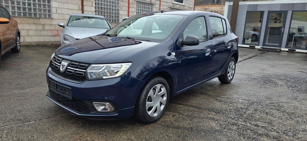 Dacia Sandero 96.000 km 5.990 &euro; Würzburg 97076