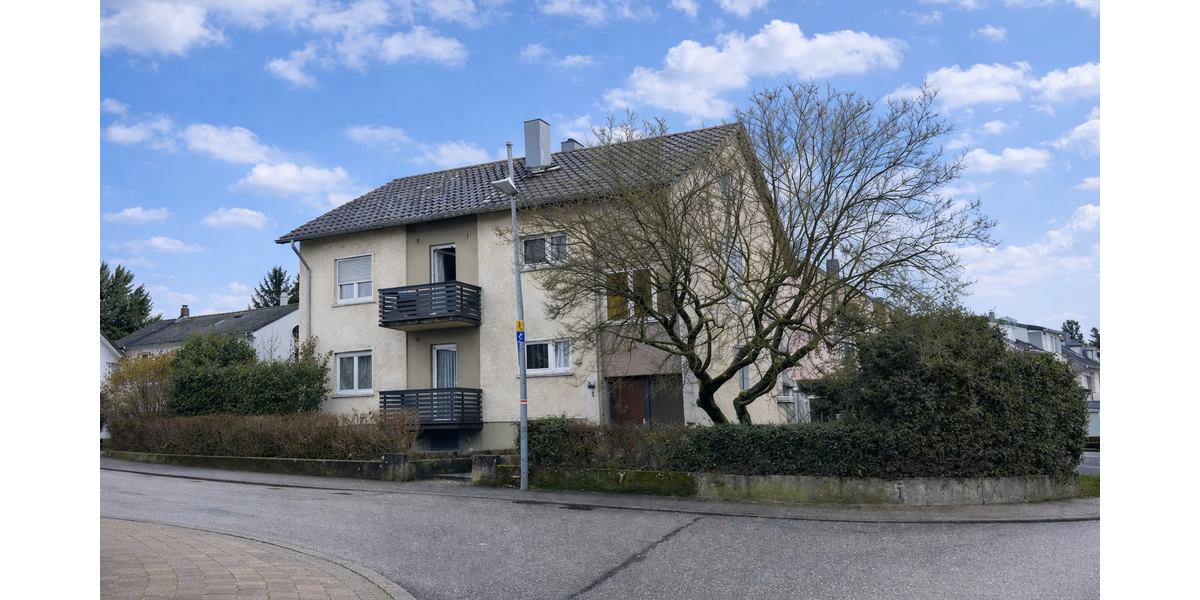 Haus zum Kaufen in Neckarsulm 829.000 € 250 m² - Einfamilienhaus Neckarsulm Neckarsulm (Kernstadt) | Angebot:24713442