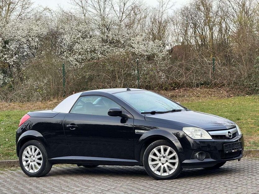 Opel Tigra 199.000 km 2.800 € Murr 71711