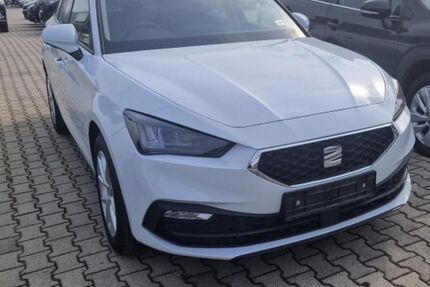 Seat Leon 26.800 km 23.770 &euro; Dessau-Roßlau 06842