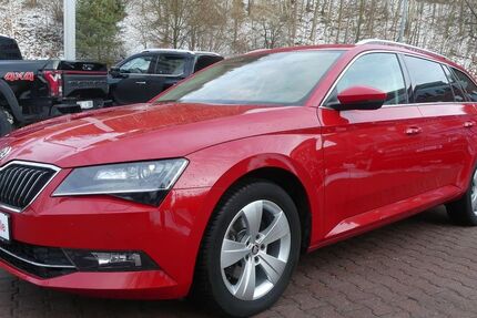 Skoda Superb 103.600 km 22.990 &euro; Schneeberg 08289