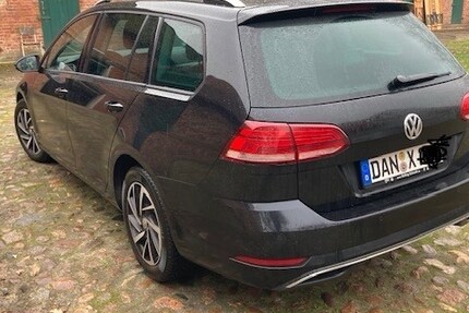 VW Golf 123.000 km 13.300 &euro; Lüchow 23898