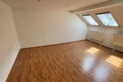 Wohnung Moers - 3 Zimmer, 75 m&sup2;, 690&euro; | Angebot:26094119