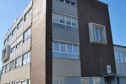 Büro in Neumünster 3.250 € 275 m² zimmer