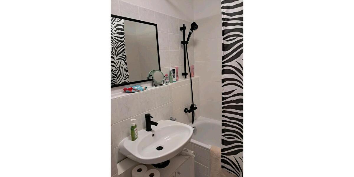 Etagenwohnung Augsburg Haunstetten-Siebenbrunn - 1 Zimmer, 24 m&sup2;, 685&euro; | Angebot:26225311