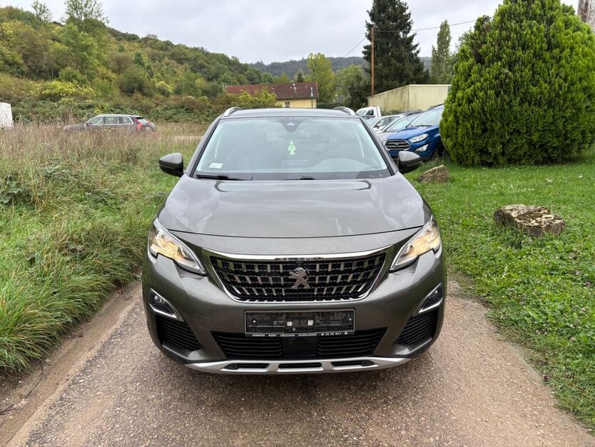 Peugeot 3008 167.000 km 9.900 € Langsur 54308
