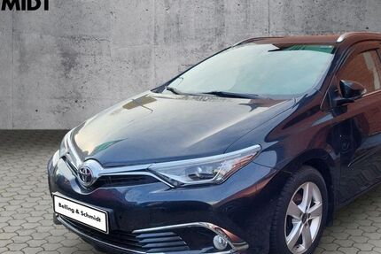 Toyota Auris Touring Sports 186.000 km 8.950 &euro; Dannenberg 29451
