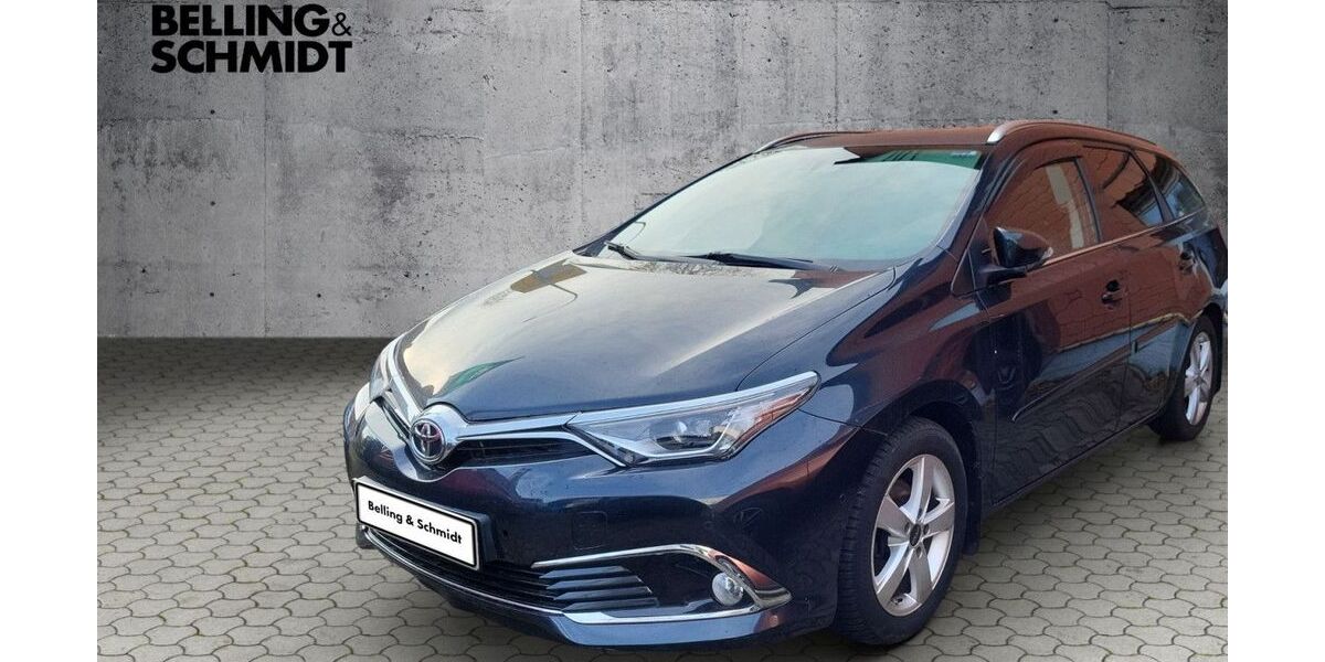 Toyota Auris Touring Sports 186.000 km 8.950 &euro; Dannenberg 29451