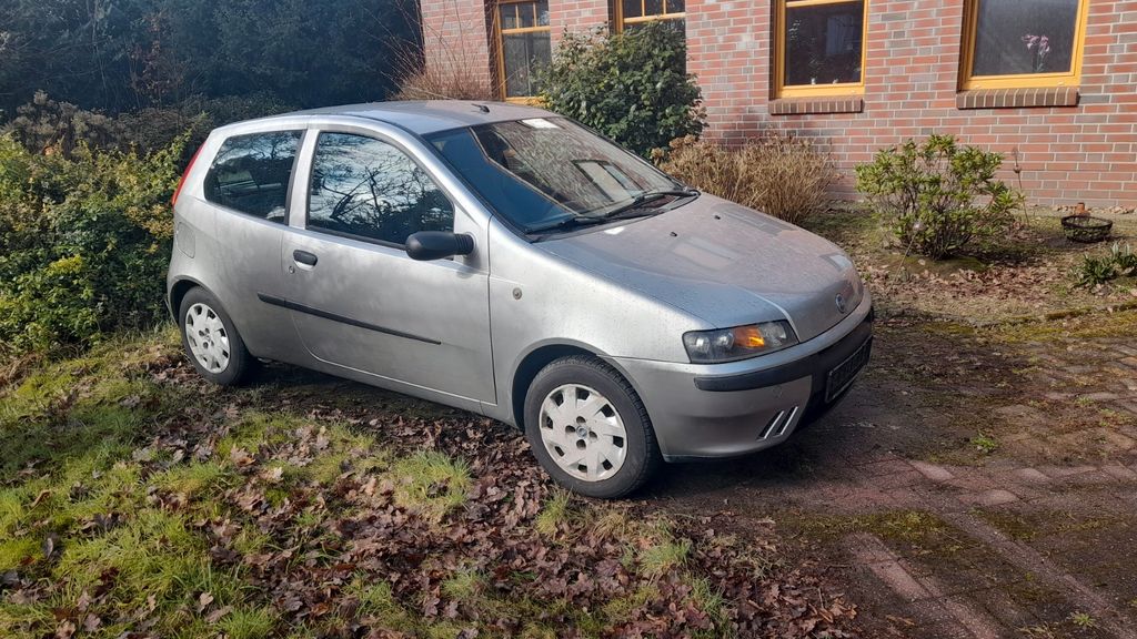 Fiat Punto 96.400 km 1.849 &euro; Friesoythe 26169