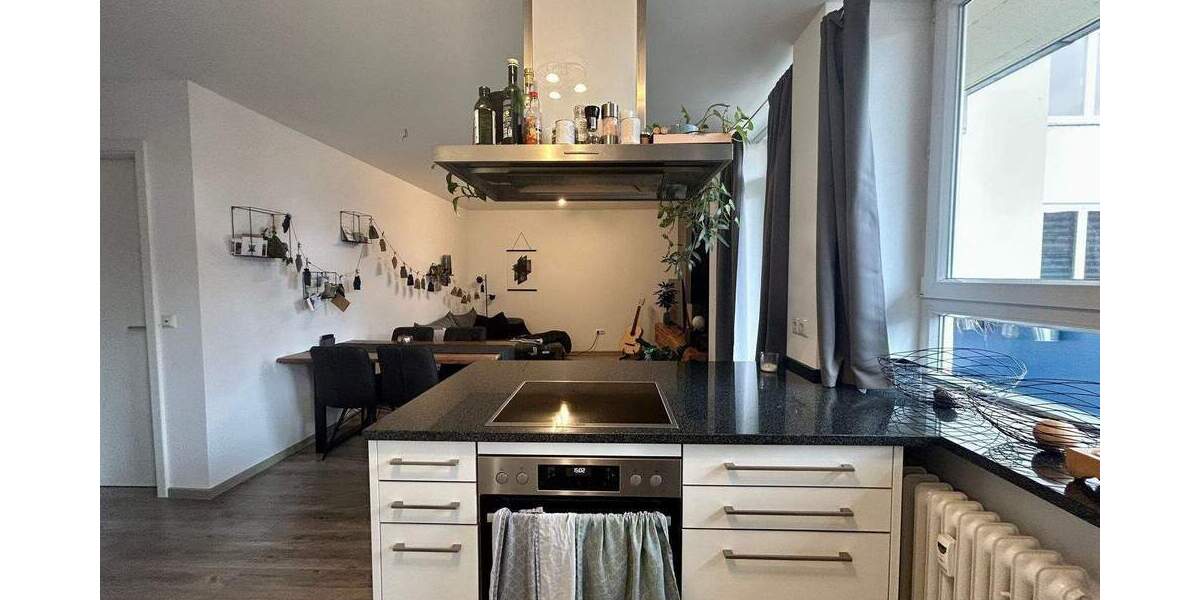 Etagenwohnung Nürnberg Steinbühl - 2 Zimmer, 65 m&sup2;, 1.000&euro; | Angebot:26344631