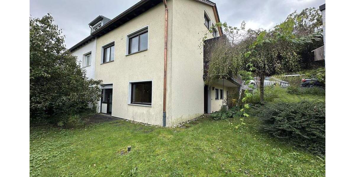 Doppelhaushälfte Remshalden Geradstetten - 6 Zimmer, 137 m&sup2;, 480.000&euro; | Angebot:24622302