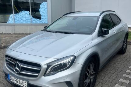 Mercedes-Benz GLA 200 90.000 km 15.000 &euro; Dortmund 44328