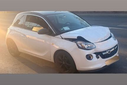 Opel Adam 132.000 km 2.550 &euro; Nürnberg 90449