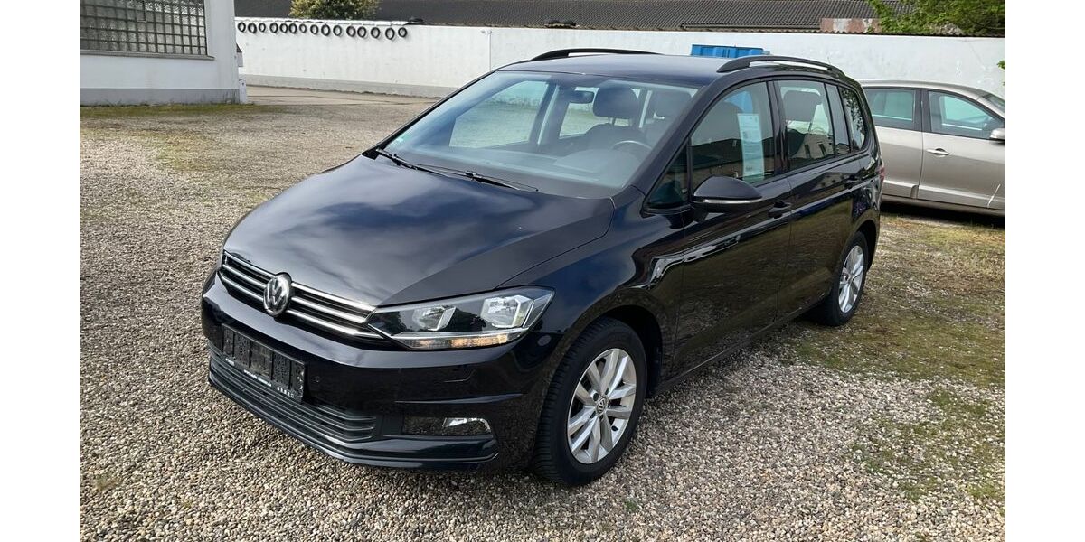 VW Touran 99.800 km 21.490 &euro; Kalkar 47546