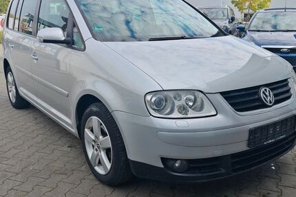 VW Touran 192.000 km 4.500 € Mainz Mombach 55120