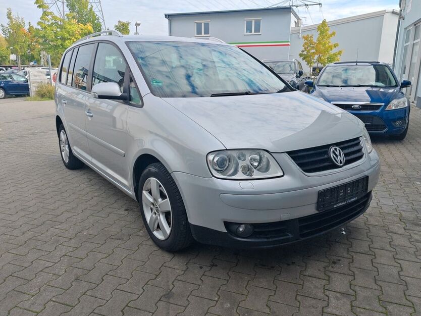 VW Touran 192.000 km 4.500 € Mainz Mombach 55120