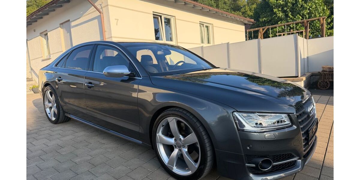 Audi S8 124.800 km 34.900 &euro; Triefenstein 97855