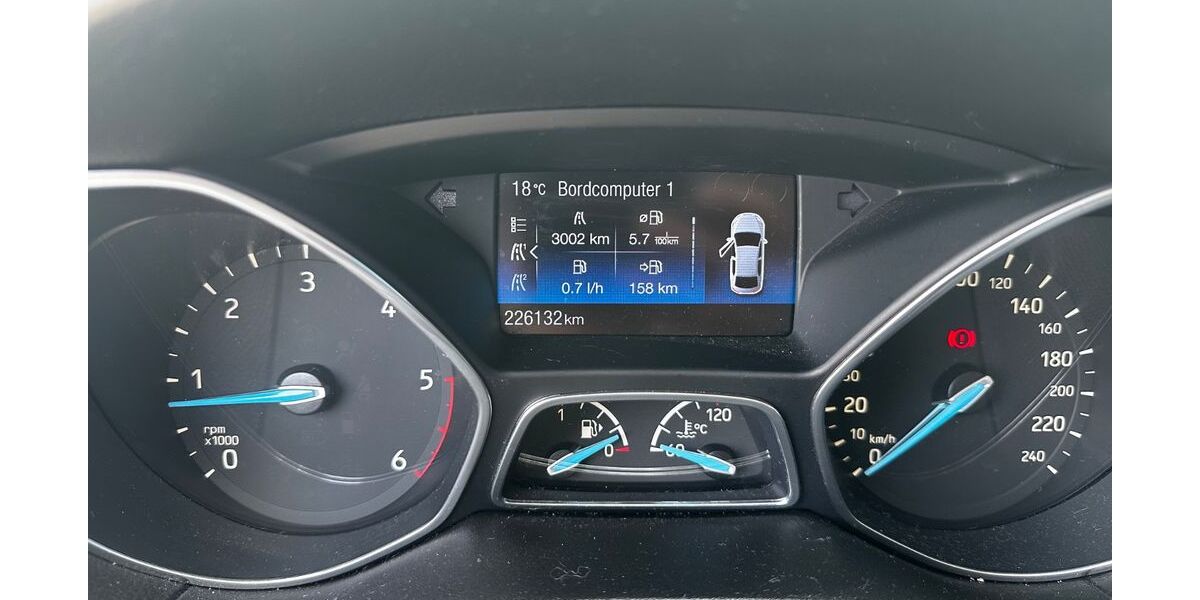 Ford Focus 226.500 km 3.600 &euro; Essen 45329