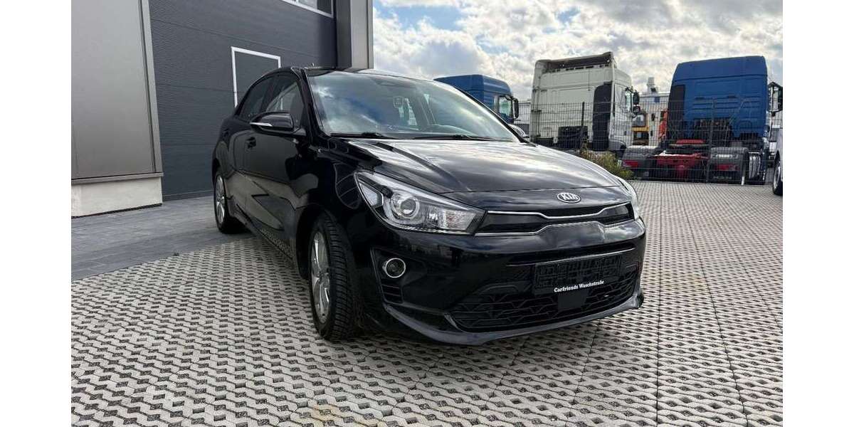 Kia Rio 105.000 km 10.400 &euro; Hamm 59073