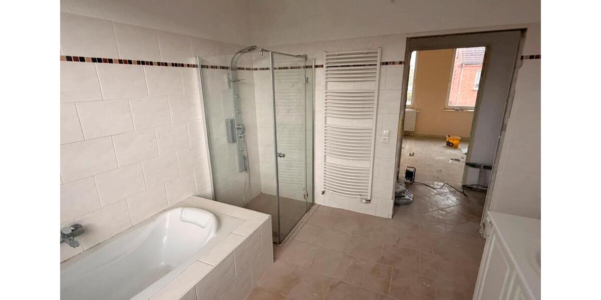 Mehrfamilienhaus, Wohnhaus Hagenow - 6 Zimmer, 175 m&sup2;, 280.000&euro; | Angebot:27144430