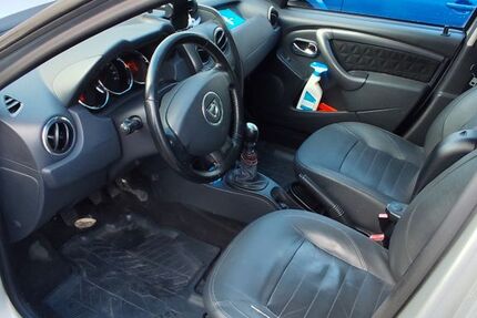 Dacia Duster 240.650 km 5.000 &euro; Donsieders 66978