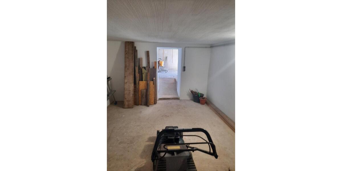Mehrfamilienhaus, Wohnhaus Mandelbachtal - 16 Zimmer, 330 m&sup2;, 555.000&euro; | Angebot:26944660