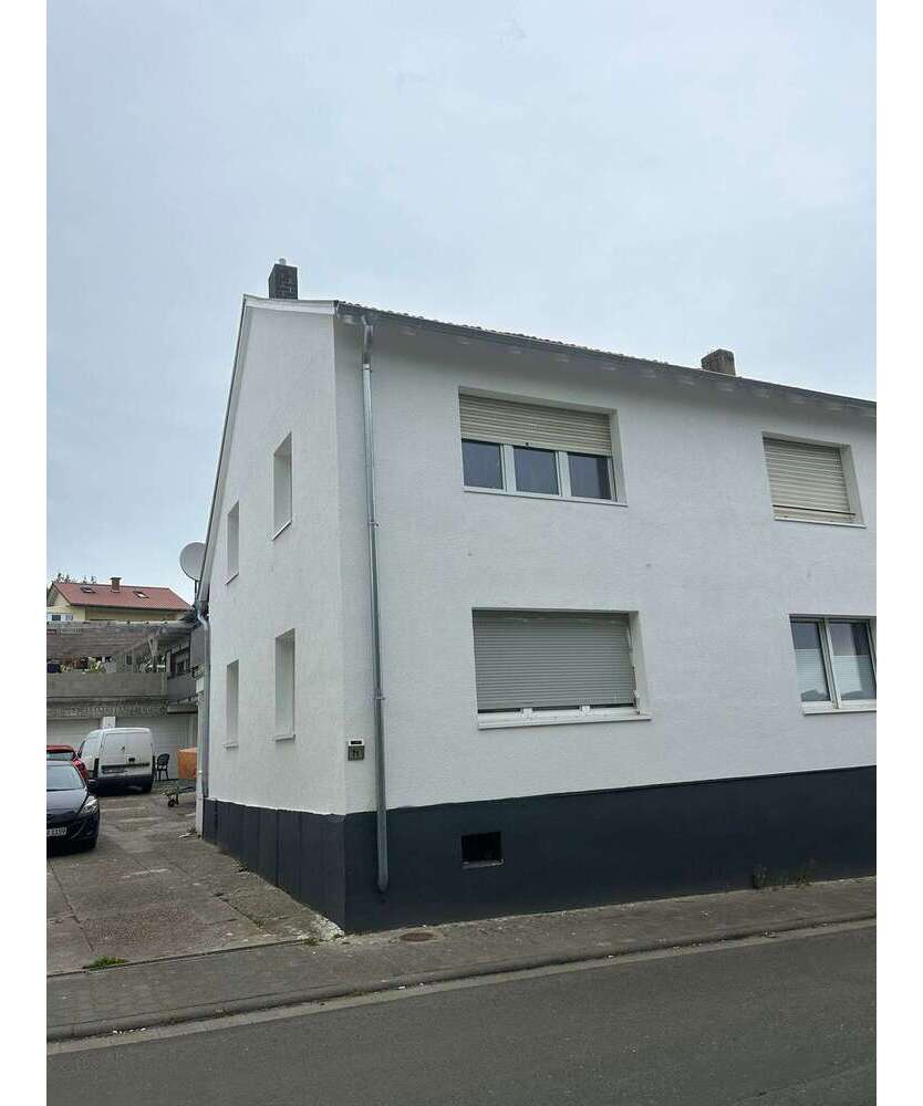 Haus zum Kaufen in Jugenheim 560.000 € 340 m²
