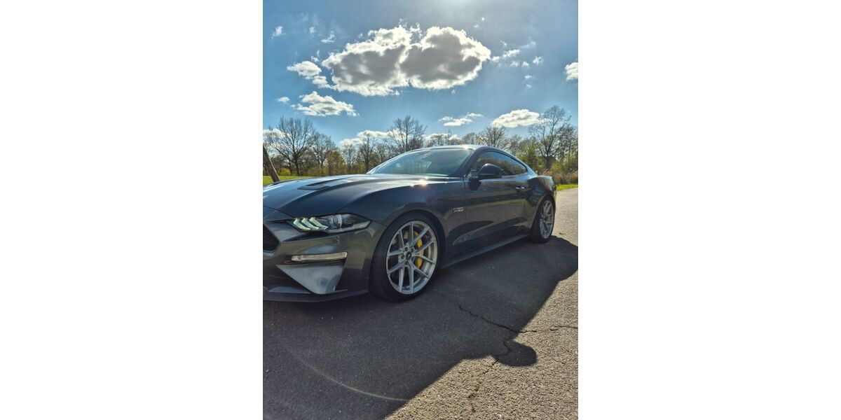 Ford Mustang 54.080 km 39.500 &euro; Bonn 53175