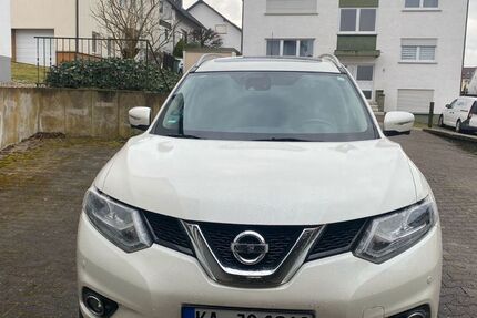 Nissan X-Trail 122.000 km 13.990 &euro; Karlsruhe 76135