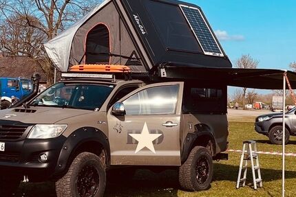 Toyota Hilux 129.000 km 41.000 &euro; Lichtenau 33165