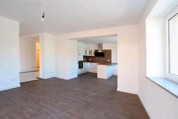 Einfamilienhaus Grammetal - 7 Zimmer, 300 m&sup2;, 2.900&euro; | Angebot:26067183