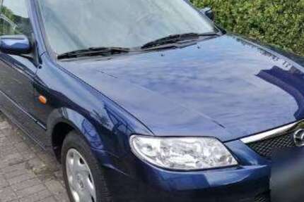 Mazda 323 98.317 km 1.999 &euro; Lüneburg, Hansestadt 21335