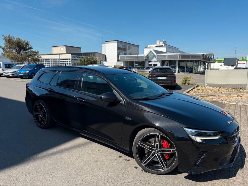 Opel Insignia 72.217 km 26.900 € Mainz 55120