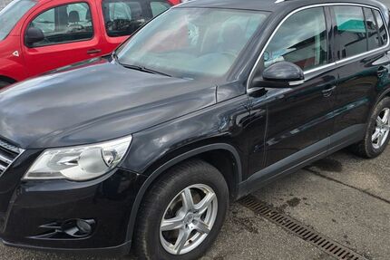VW Tiguan 236.570 km 5.300 &euro; Eislingen /Fils 73054