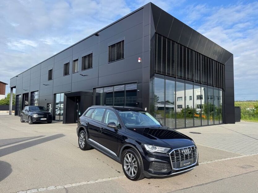 Q7