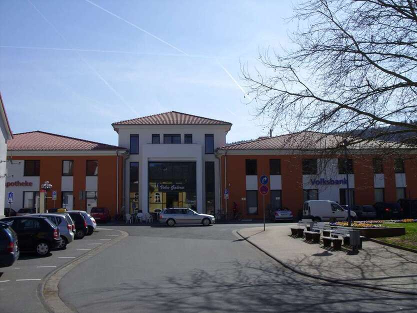 Einzelhandel in Bad König 1.150 € 96 m²