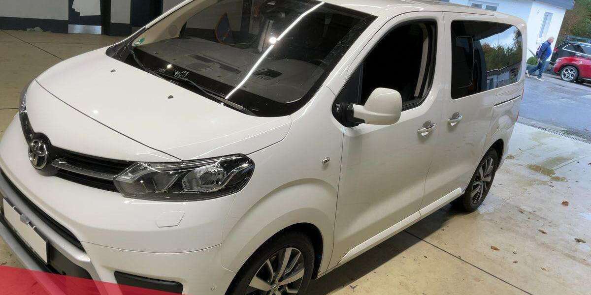 Toyota Proace 73.520 km 31.900 &euro; Altenberge 48341