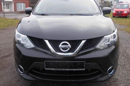 Nissan Qashqai 209.000 km 7.799 &euro; Hemmoor 21745