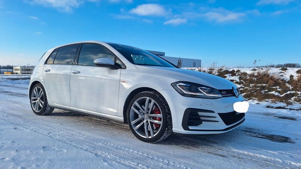 VW Golf 86.000 km 21.790 &euro; Oelsnitz 08606