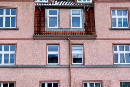 Haus zum Kaufen in Friedland 349.000 € 440 m² 13 zimmer