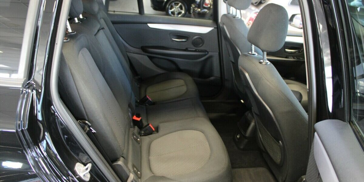 BMW 218 Gran Tourer 109.220 km 13.480 &euro; Euskirchen 53881