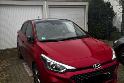 Hyundai i20 32.000 km 14.500 &euro; Essen 45279