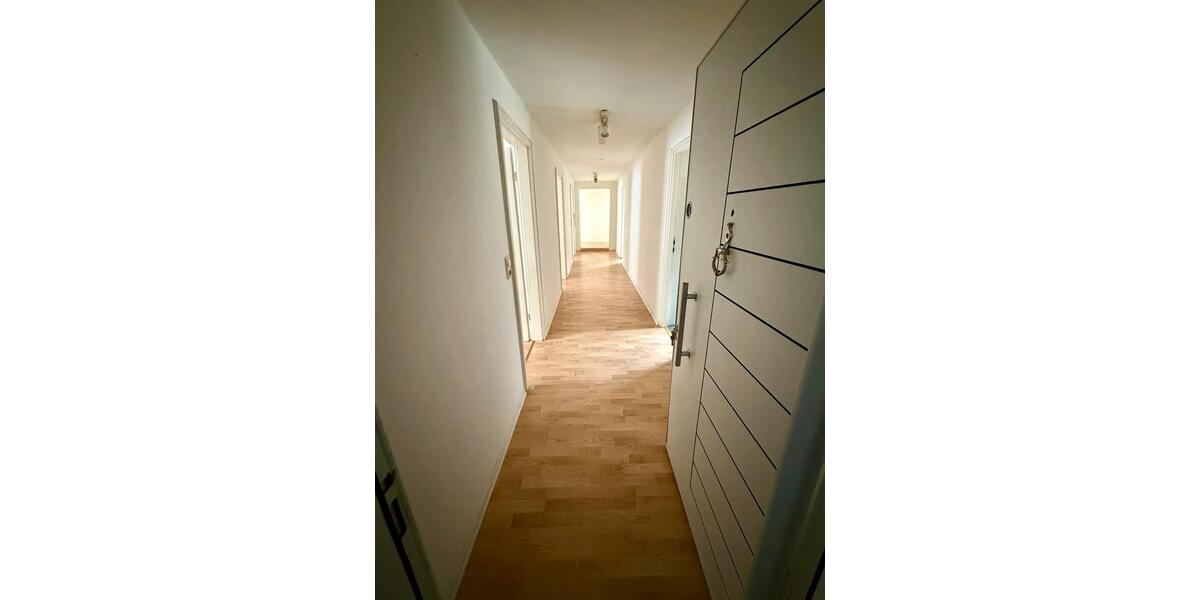 Mehrfamilienhaus, Wohnhaus Landau an der Isar - 14 Zimmer, 380 m&sup2;, 740.000&euro; | Angebot:26091158