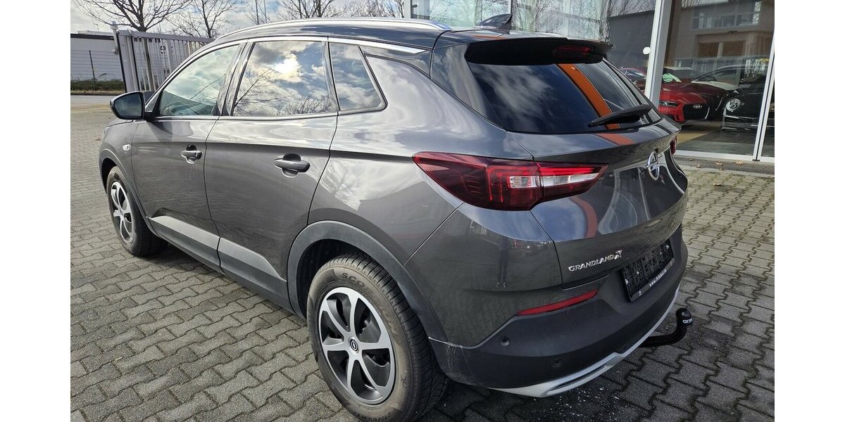 Opel Grandland X 1.2 Start/Stop 120 Jahre Navi/LED 38.696 km 10.900 &euro; Wilsdruff 01723
