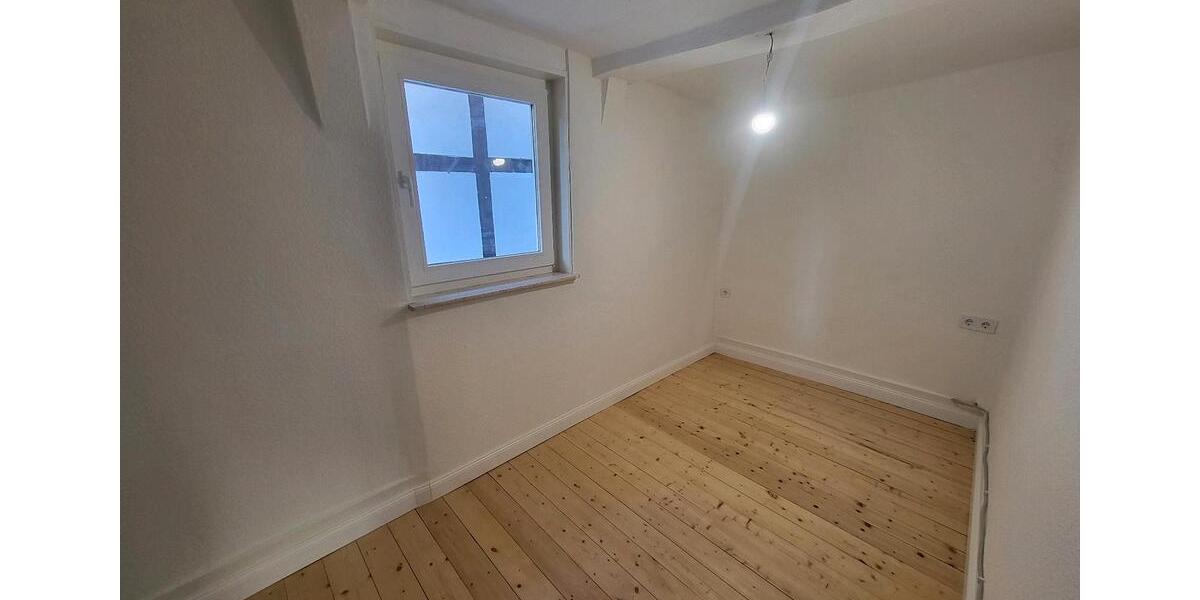 Traumhaftes Einfamilienhaus im Märchenviertel mit kleinem Garten 4 zimmer