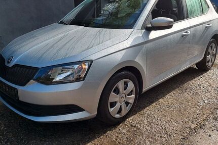 Skoda Fabia 17.400 km 8.850 &euro; Würzburg 97082