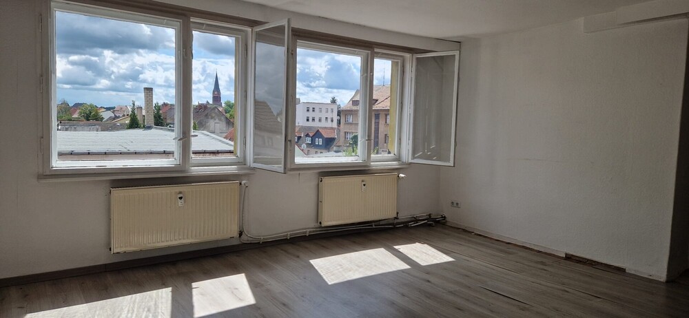 Stadtteil-Luckenwalde MFH (4 WE + 1 GE) & Rohbau -Ausbau zu MFH mit ca.1.000 - 1.200 qm Wohnfläche ! - Mehrfamilienhaus, Wohnhaus Luckenwalde | Angebot:27010157