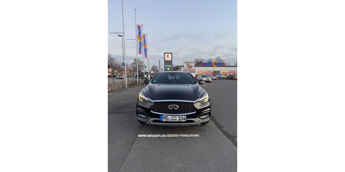 INFINITI QX30 184.023 km 14.000 &euro; Krefeld 47804