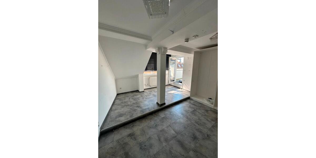 Dachgeschoßwohnung Osnabrück - 3.5 Zimmer, 106 m&sup2;, 1.400&euro; | Angebot:26588555
