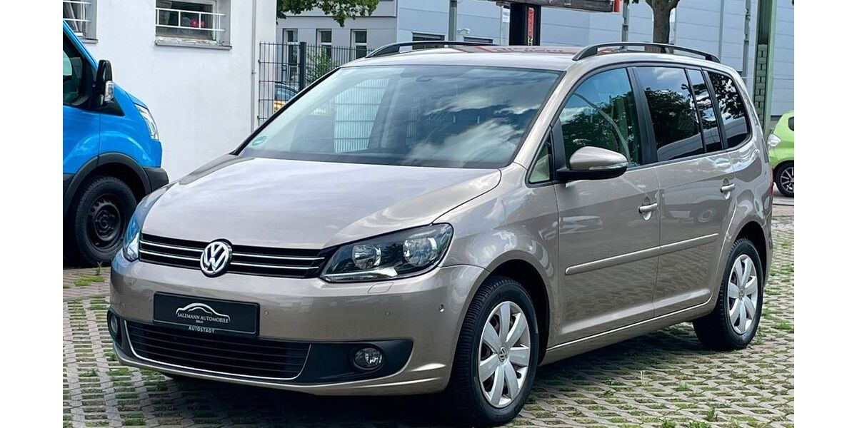 VW Touran 171.951 km 9.999 &euro; Berlin 13088